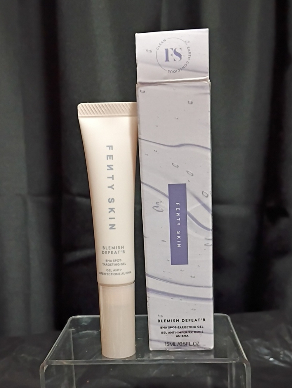 Fenty Beauty Blemish Defeat'r Spot Gel — White